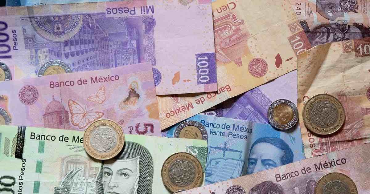 PESO MEXICANO OPERA ESTABLE EN PRIMERA SESIÓN DE 2023