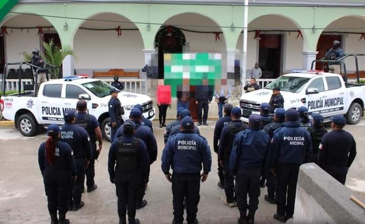 RENUNCIAN POLICÍAS TRAS EJECUCIÓN DE COMANDANTE