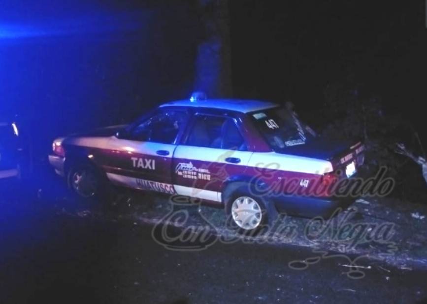 VUELCA TAXISTA EN SABANAS