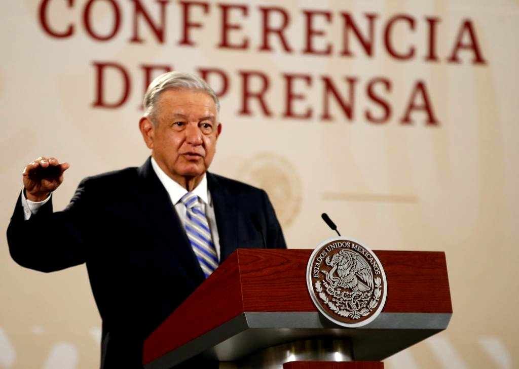 PESO MEXICANO, FORTALECIDO COMO NO SE VEÍA EN MEDIO SIGLO: AMLO