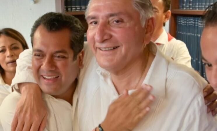 RECIBEN A ADÁN AUGUSTO EN BOCA DEL RÍO