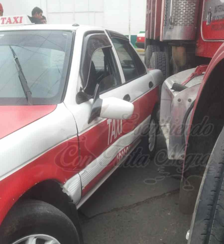 CHOCA TAXI CONTRA VOLTEO