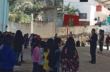 IMPARTEN PLÁTICAS DE PREVENCIÓN EN SAN ANDRÉS TENEJAPAN