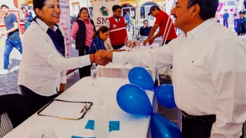 CELEBRAN FERIA DEL EMPLEO EN COSCOMATEPEC