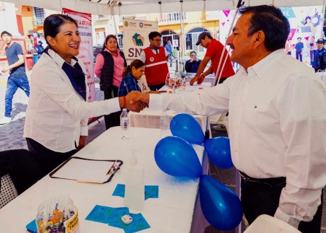 CELEBRAN FERIA DEL EMPLEO EN COSCOMATEPEC