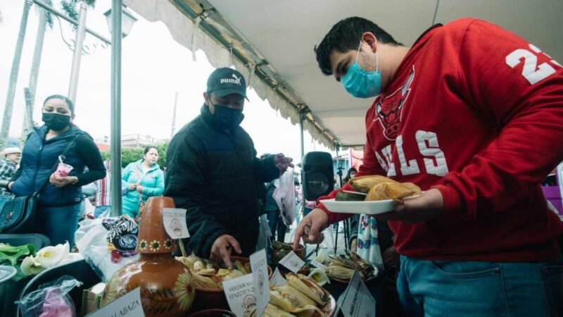ALISTAN SEGUNDA FERIA DEL TAMAL EN COSCOMATEPEC