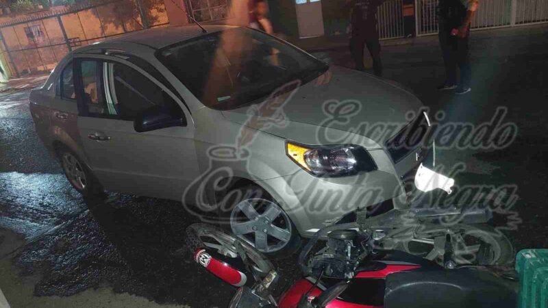 EBRIO IMPACTA A MOTOCICLISTAS