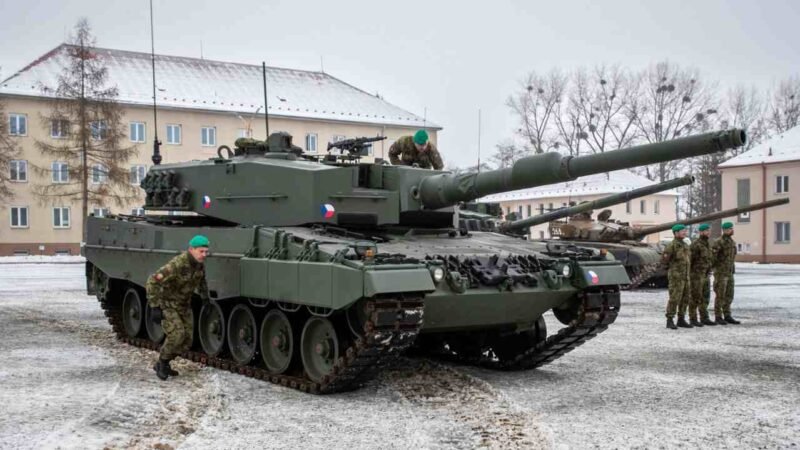 ALEMANIA AVALA ENVÍO DE LOS “TANQUES MÁS PODEROSOS” A UCRANIA