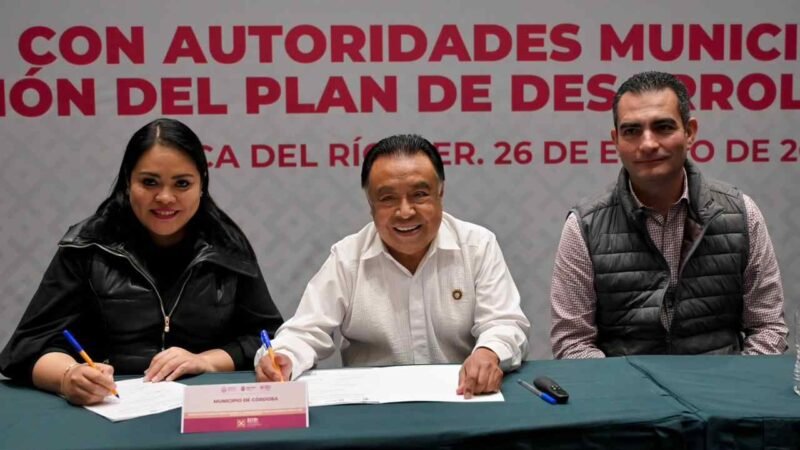 DEVELAN PLACA AL SER CÓRDOBA UN MUNICIPIO CON VOCACIÓN TURÍSTICA