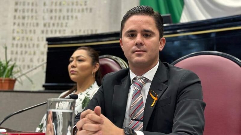 RECIBE COMISIÓN DE VIGILANCIA NUEVA VALORACIÓN DE LA CUENTA PÚBLICA 2021