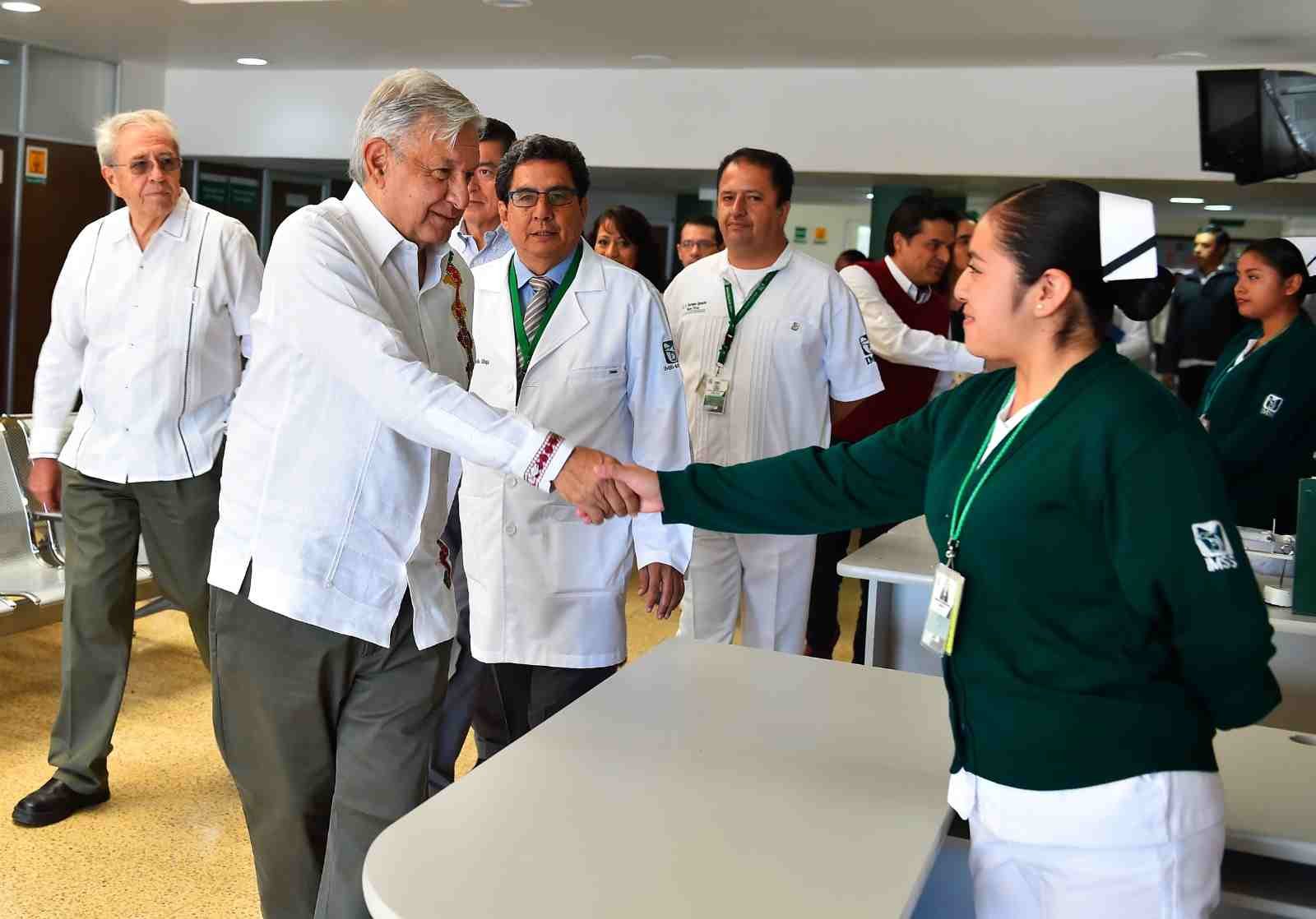 SE REFORZARÁ EL SISTEMA DE SALUD: AMLO