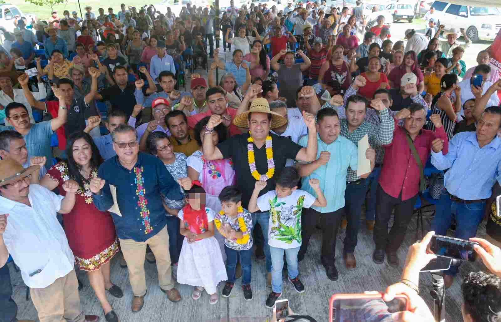 TOMAN PROTESTA A COORDINADORES DE MOVIMIENTO “SIGUE LÓPEZ”