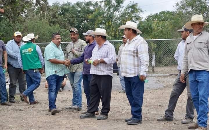 RECORREN AUTORIDADES DE PASO DEL MACHO ZONA SECA