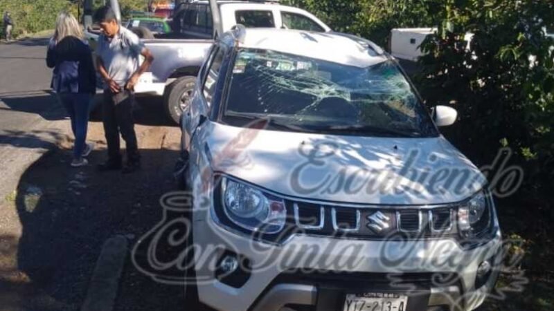 VUELCA CAMIONETA EN TLALTETELA