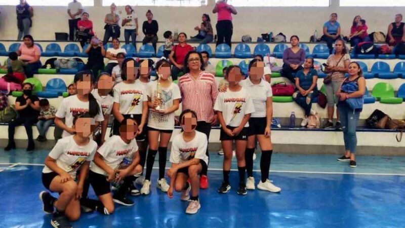“TRUENOS” DE CHOCAMÁN FEMENIL, CAMPEÓN EN HANDBALL