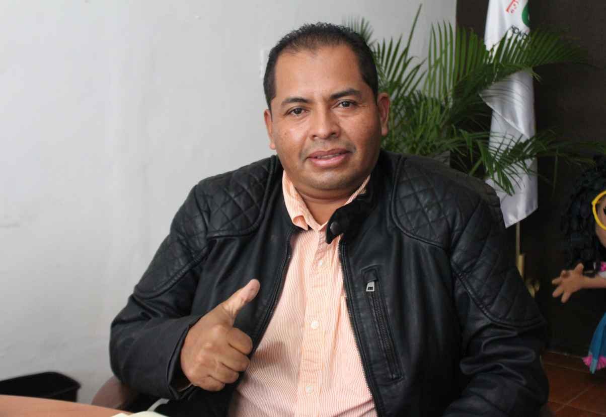 VA ALCALDE DE TOMATLÁN POR SEGUNDA ETAPA DE ANDADOR