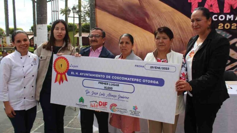 UN ÉXITO, FESTIVAL DEL TAMAL EN COSCOMATEPEC