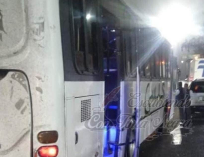 ASALTAN A PASAJEROS DE PLATEADO EN LA AUTOPISTA