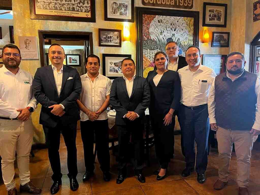 ESTRECHAN VÍNCULOS DE GESTIÓN Y TRABAJO AUTORIDADES DE FORTÍN CON CFE