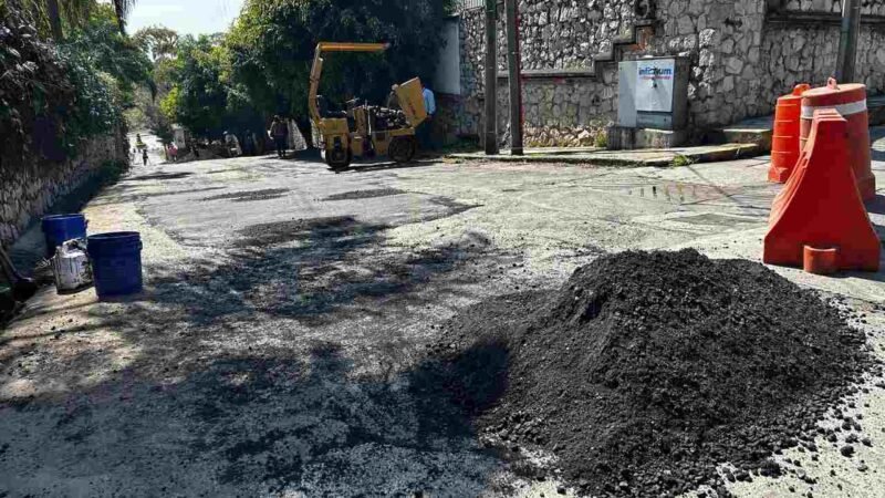 IMPLEMENTA OBRAS PÚBLICAS PROGRAMA DE BACHEO PERMANENTE