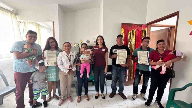 REGISTRO CIVIL LLEGA A COMUNIDADES EN COORDINACIÓN CON DIF MUNICIPAL