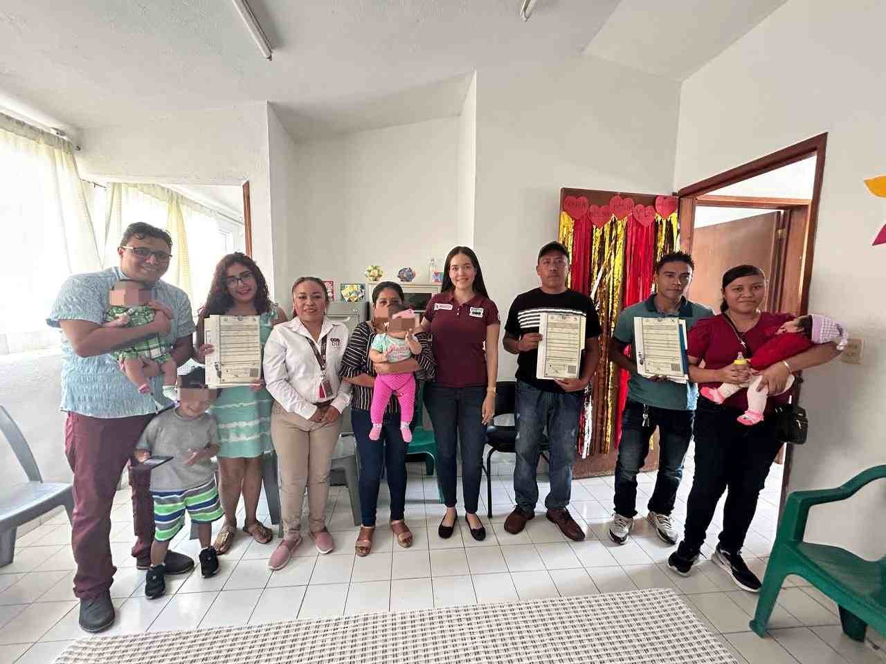 REGISTRO CIVIL LLEGA A COMUNIDADES EN COORDINACIÓN CON DIF MUNICIPAL