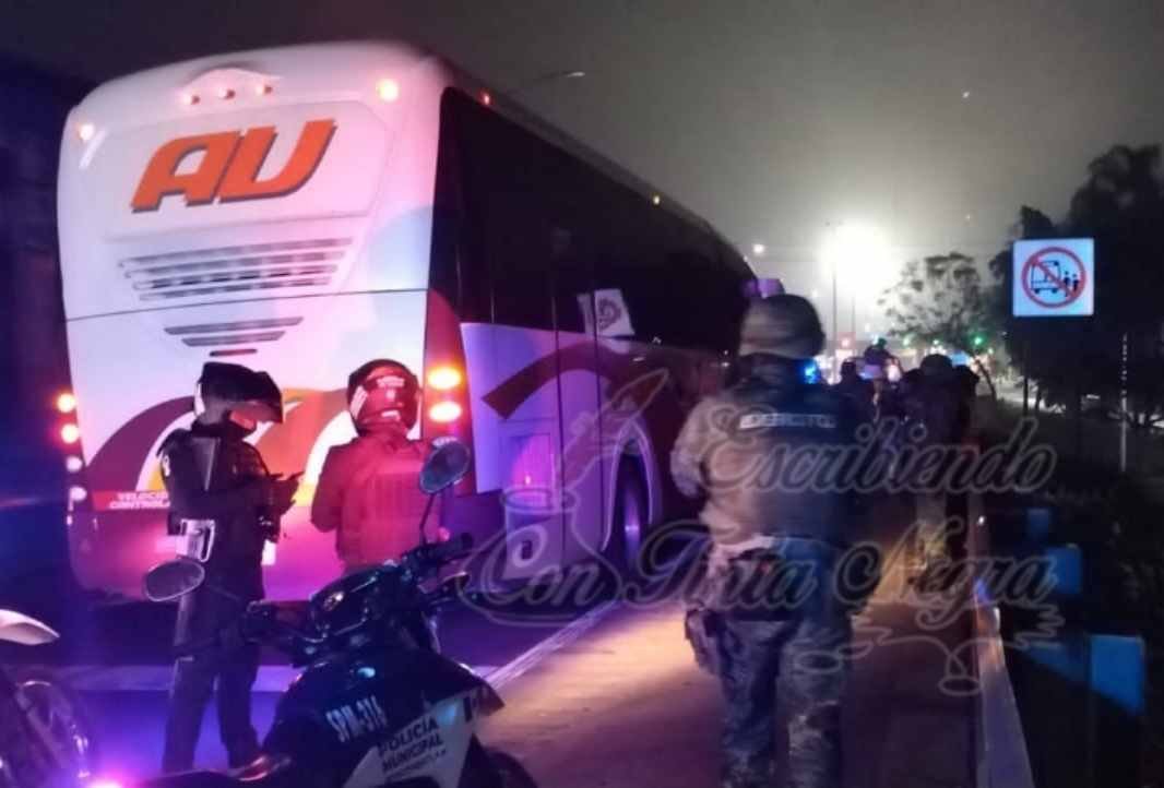 BALEAN A OPERADOR DE AU EN INTENTO DE ASALTO