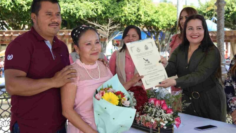 CELEBRAN BODAS COLECTIVAS EN IXHUATLÁN DEL CAFÉ