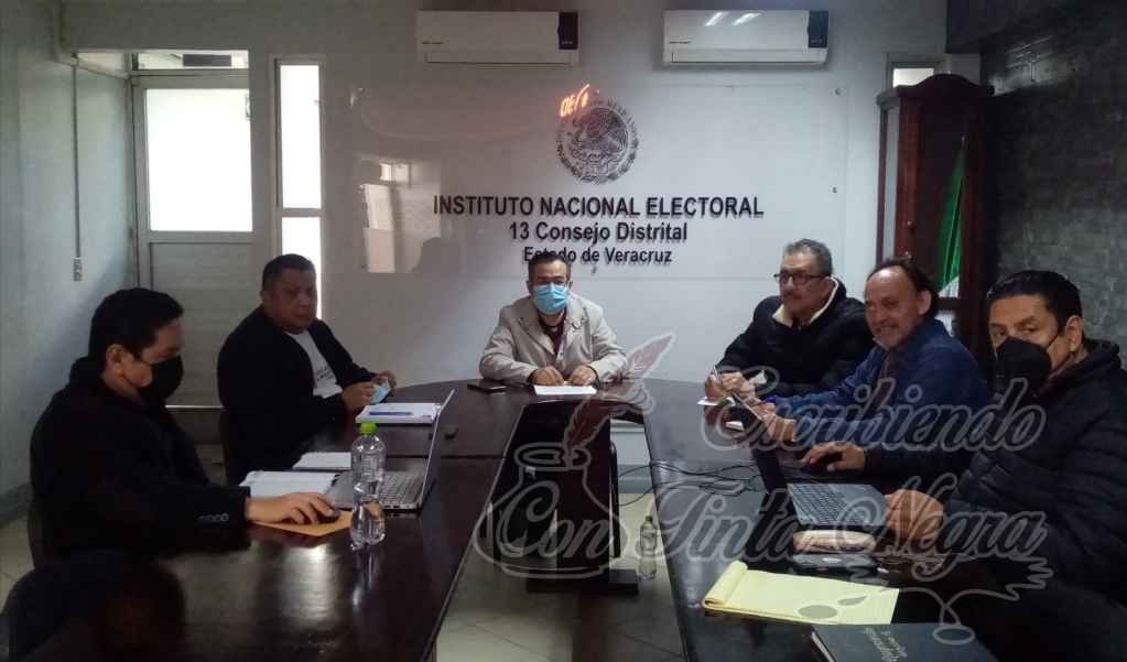 DESIGNAN A ENCARGADO DE DESPACHO DE CONSEJO DEL INE