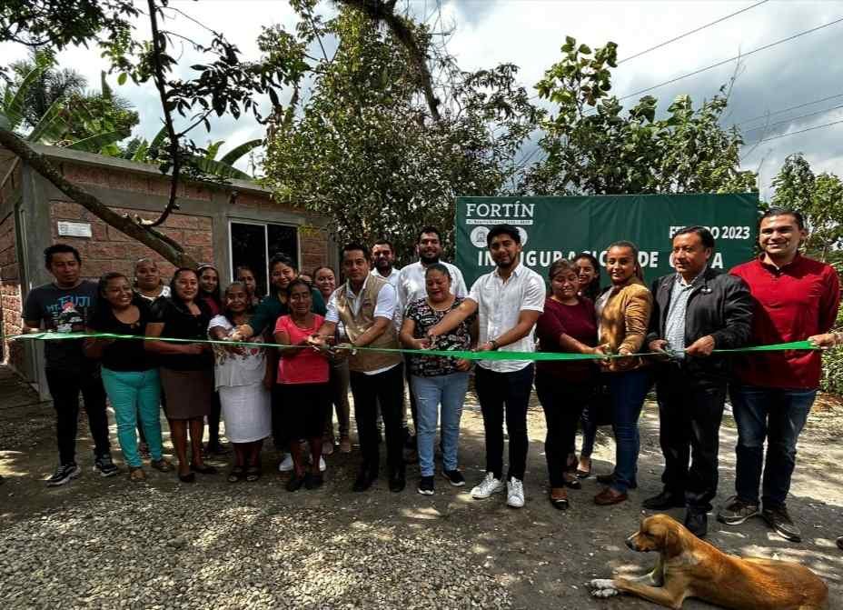 ENTREGA GERARDO ROSALES CUARTOS DORMITORIOS EN SAN MARTÍN
