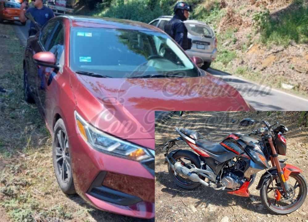 SE IMPACTAN MOTOCICLISTAS CONTRA SENTRA