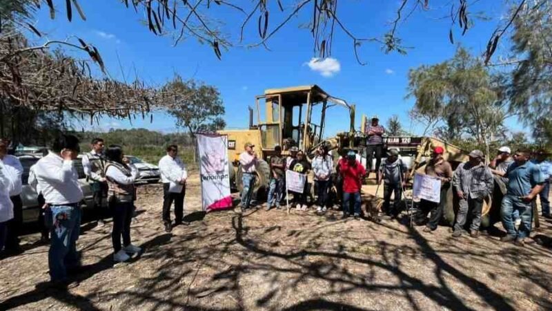 INICIAN REHABILITACIÓN DE CAMINOS SACA COSECHAS EN TENAMPA