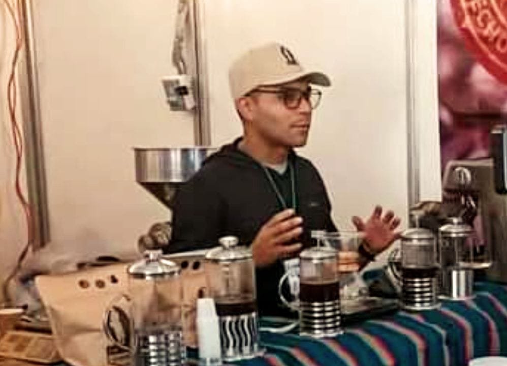 GRANDES EMPRESAS ARRASAN CON EL BOSQUE DE NIEBLA