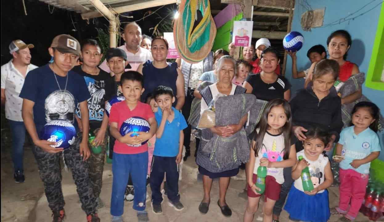 CONVIVEN AUTORIDADES CON FAMILIAS DE HUATUSCO