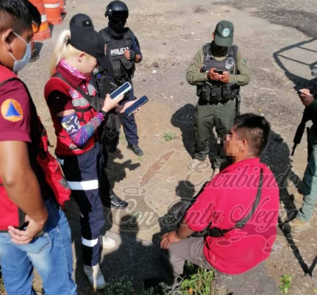 RESCATAN A DOS EN PUENTE DE METLAC
