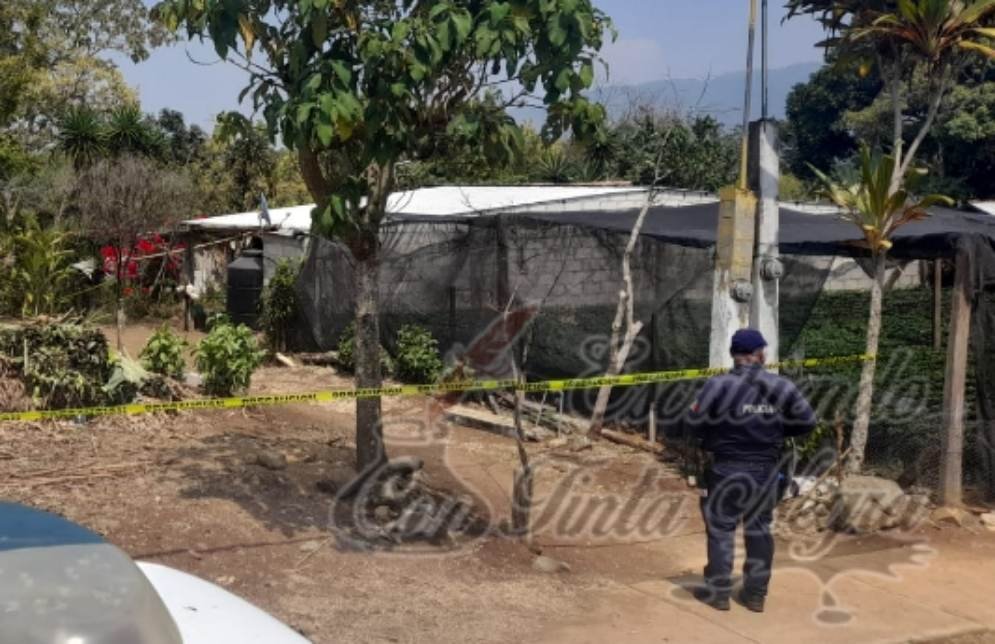 ASESINAN A MUJER EN IXHUATLÁN