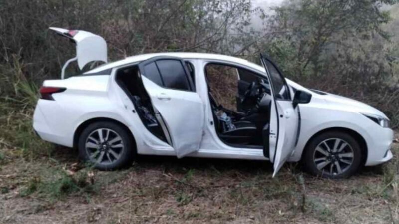 ASEGURAN VEHÍCULO CON DROGA Y ARMAS