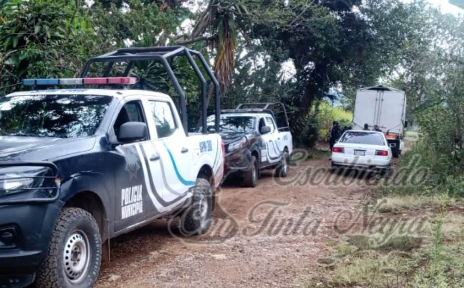 RECUPERA POLICÍA CAMIÓN CON REPORTE DE ROBO