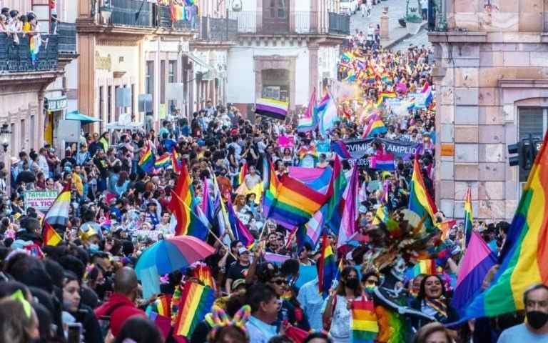 ACTOS HOMOSEXUALES AÚN SON PERSEGUIDOS EN 64 PAÍSES