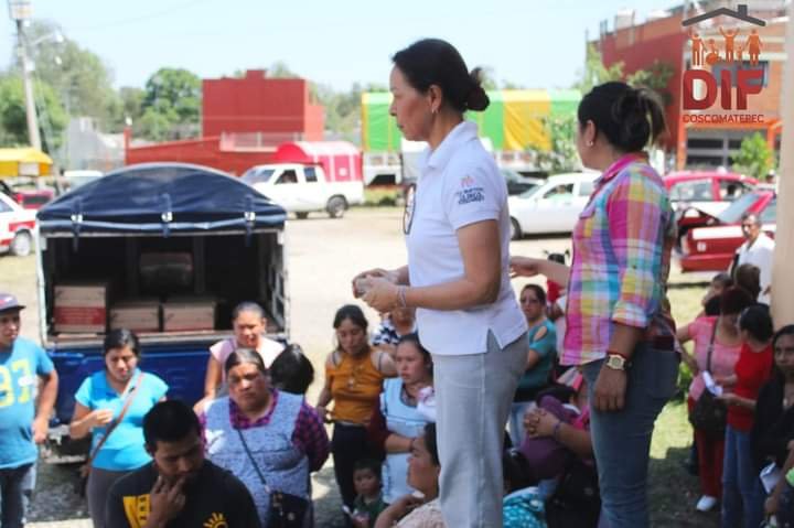 ENTREGA DIF APOYOS A MADRES DE FAMILIA