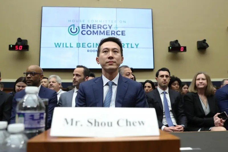 TIKTOK ADVIERTE A ESTADOS UNIDOS QUE VETARLO PERJUDICARÍA LA ECONOMÍA