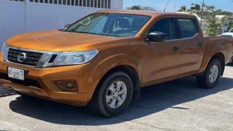 ASEGURAN CAMIONETA, ARMAS Y HASTA UNA GRANADA