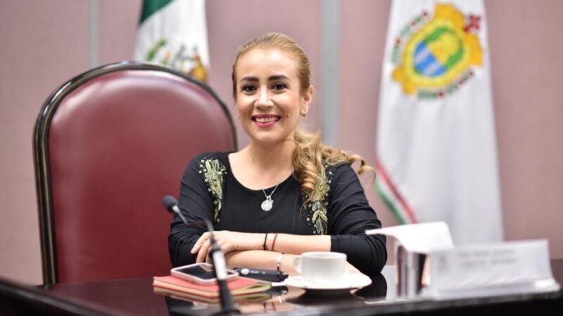 TODO LISTO PARA CONMEMORAR DÍA ESTATAL DE LAS Y LOS HÉROES DE LA SALUD EN VERACRUZ: NORA LAGUNES