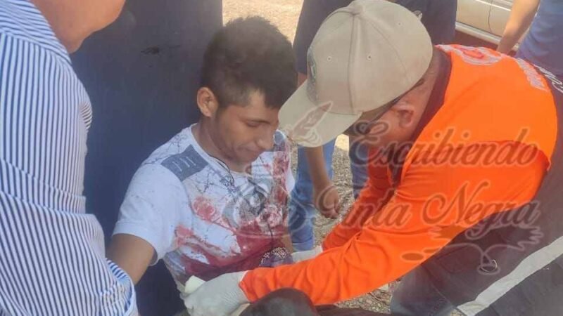 LO APUÑALAN EN COMAPA