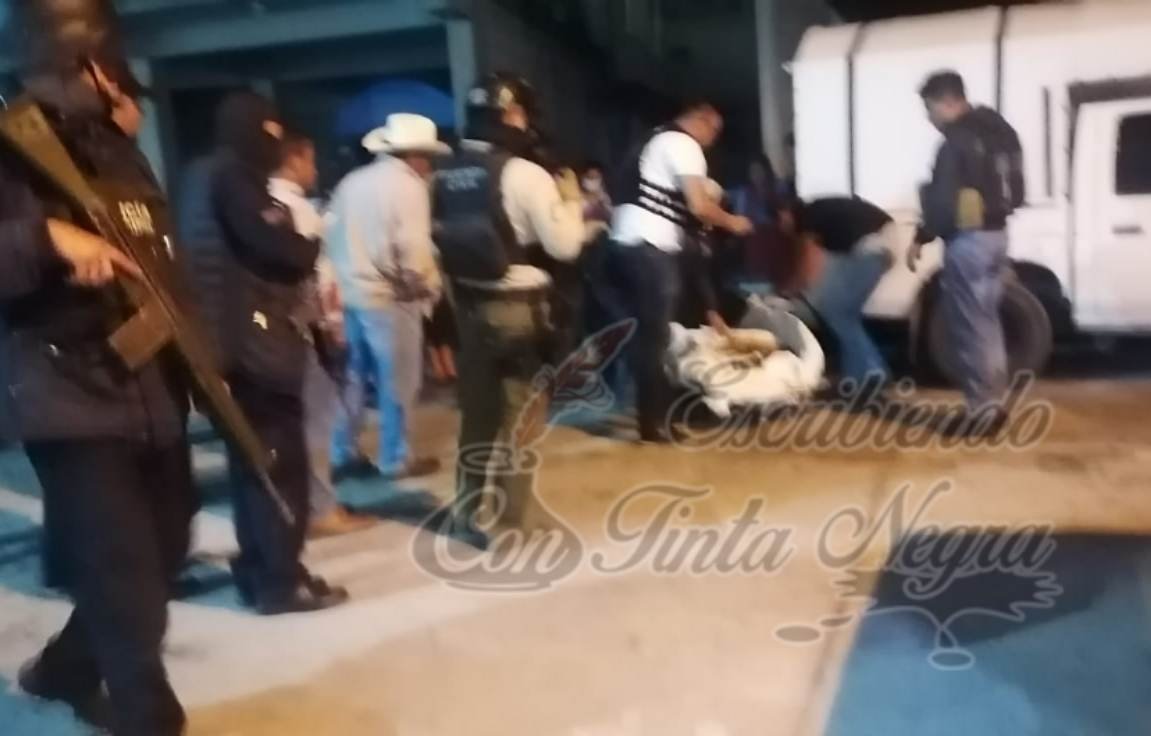 POLICÍA AUXILIAR, EL MUERTO DURANTE ENFRENTAMIENTO EN TETELCINGO