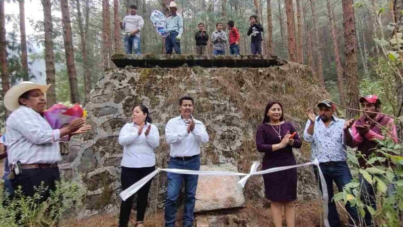 GARANTIZA ALCALDESA SUMINISTRO DE AGUA EN TECUANAPA