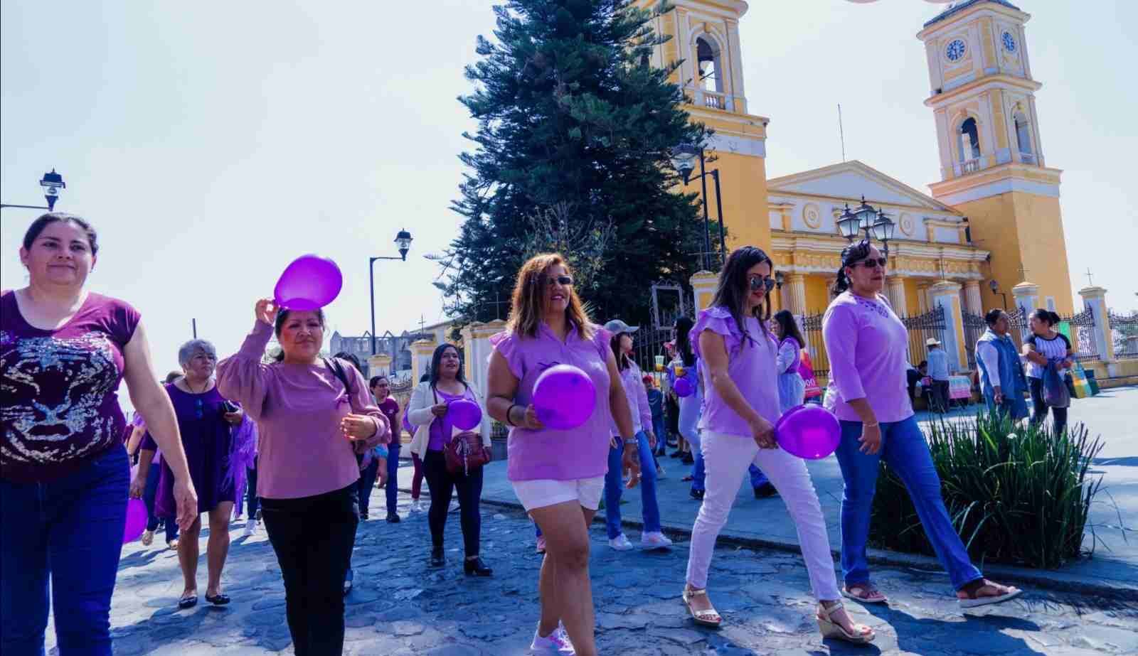 RECONOCEN A MUJERES DESTACADAS DE COSCOMATEPEC