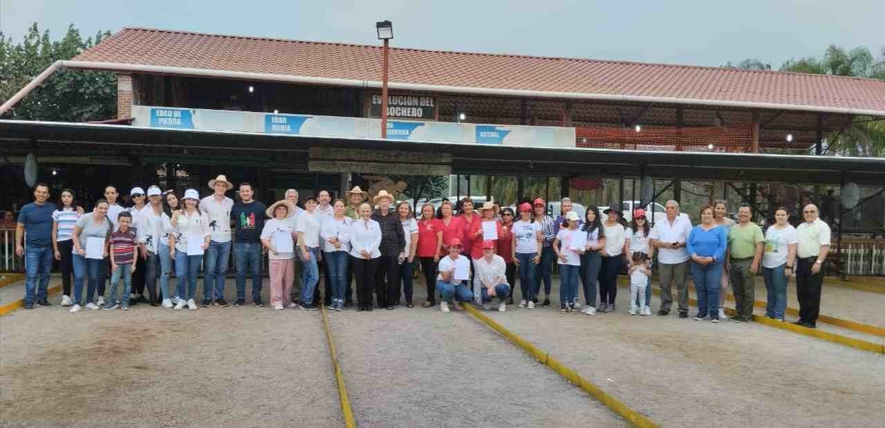 ORQUÍDEAS, CAMPEONAS DE TORNEO DE BOCHAS