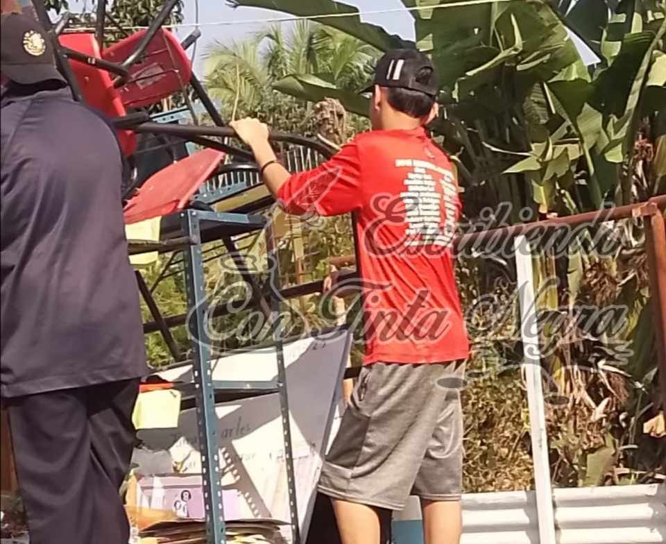 ALCALDESA HACE OBRA ¡Y SE LE OLVIDA ENTREGARLA!