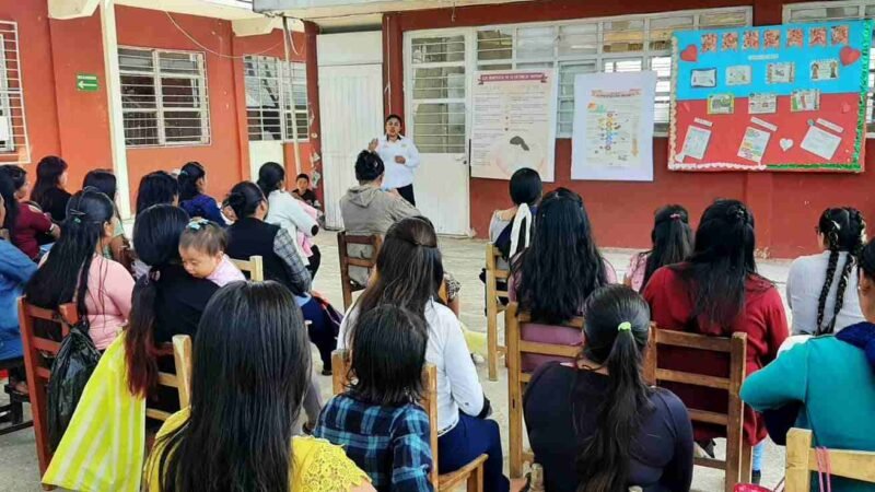 ENTREGAN APOYOS DEL PROGRAMA “MIL DÍAS DE VIDA”